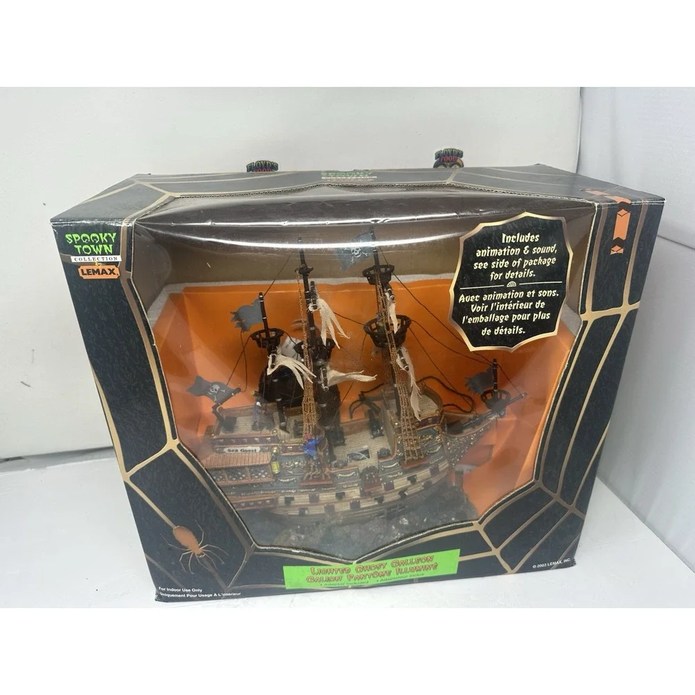 Lemax Spooky Town Galleon Pirate Ship WORKS  NEEDS MINOR  REPAIR  34760 Vtg